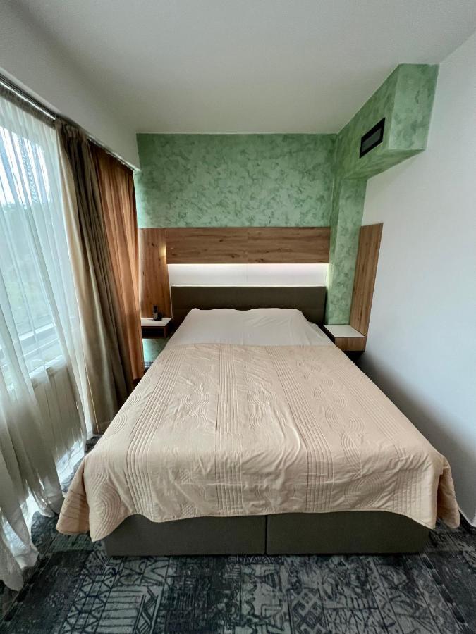 Hotel Brkic Sarajevo Airport - Free Parking Exterior photo