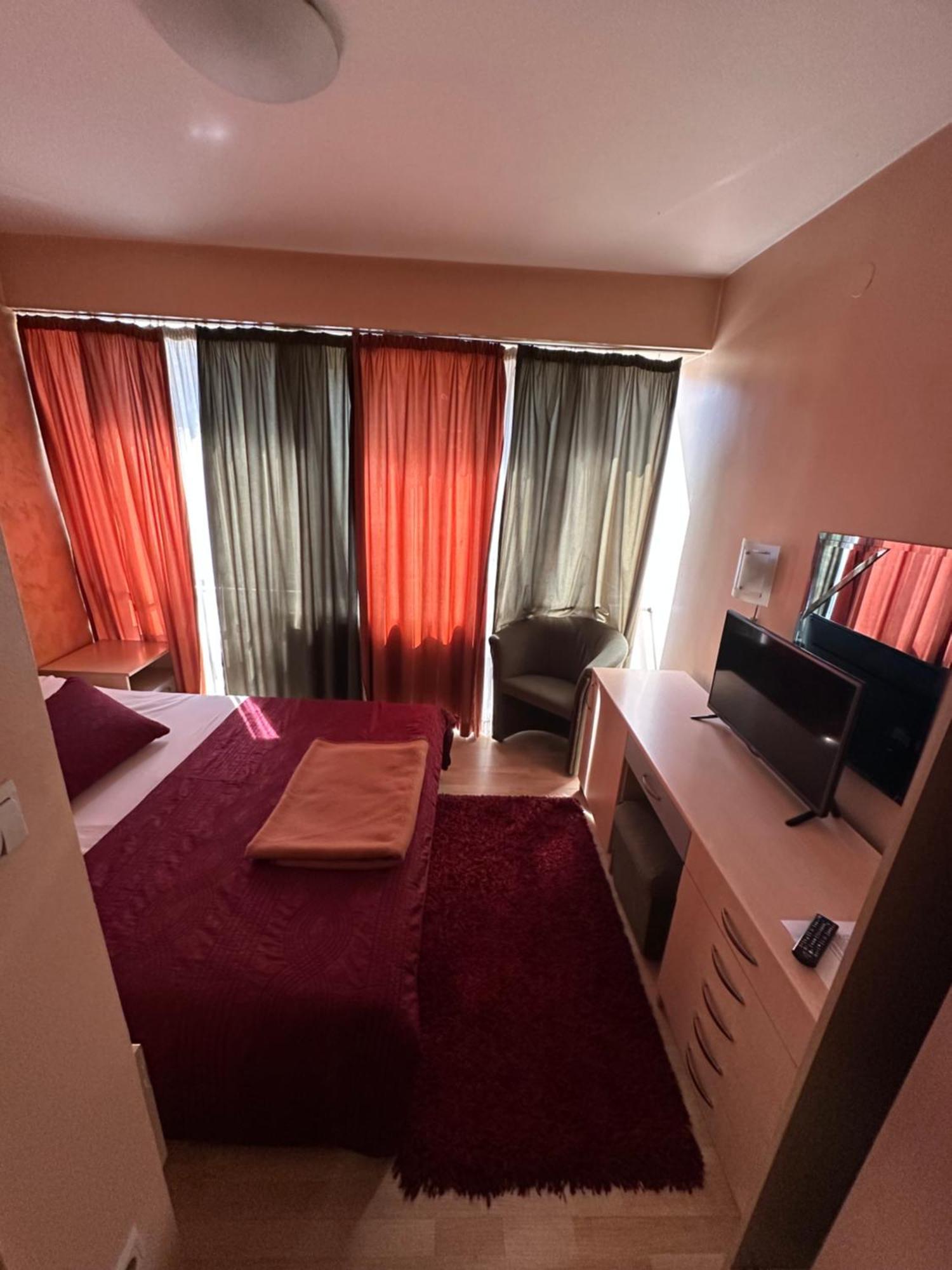 Hotel Brkic Sarajevo Airport - Free Parking Exterior photo